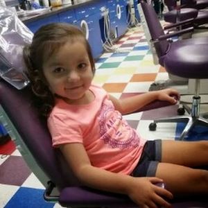 Meet your Posher, Claudia